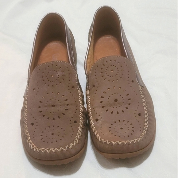 Gabor Women's Tan soft mokassin handmade shoes size 4.5 Made in Portugal - Picture 2 of 10